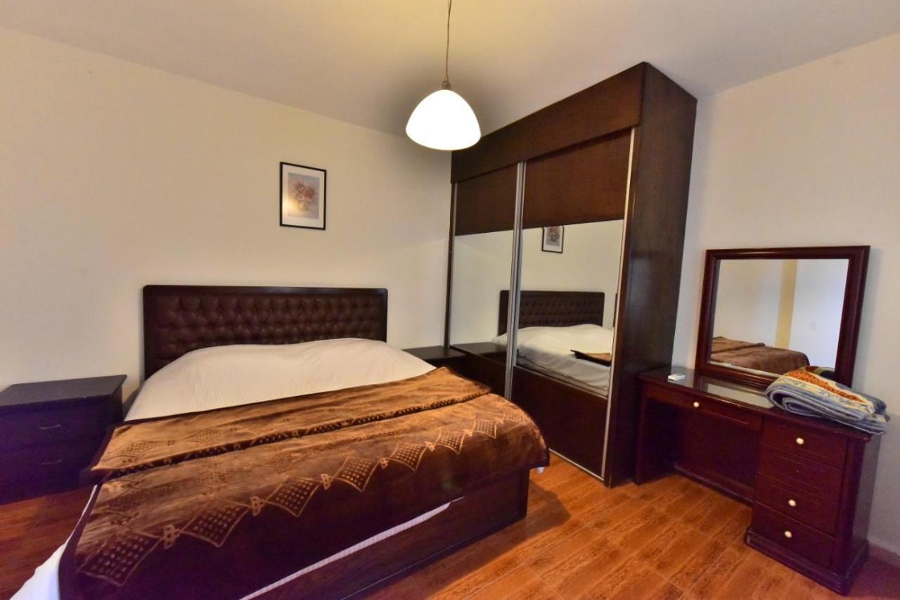 Al Farooq Hotel Apartments Ammán Exteriér fotografie
