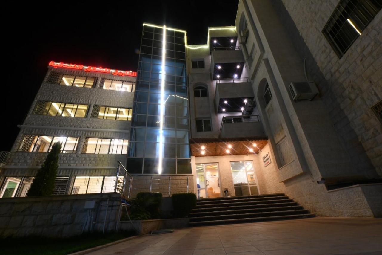 Al Farooq Hotel Apartments Ammán Exteriér fotografie