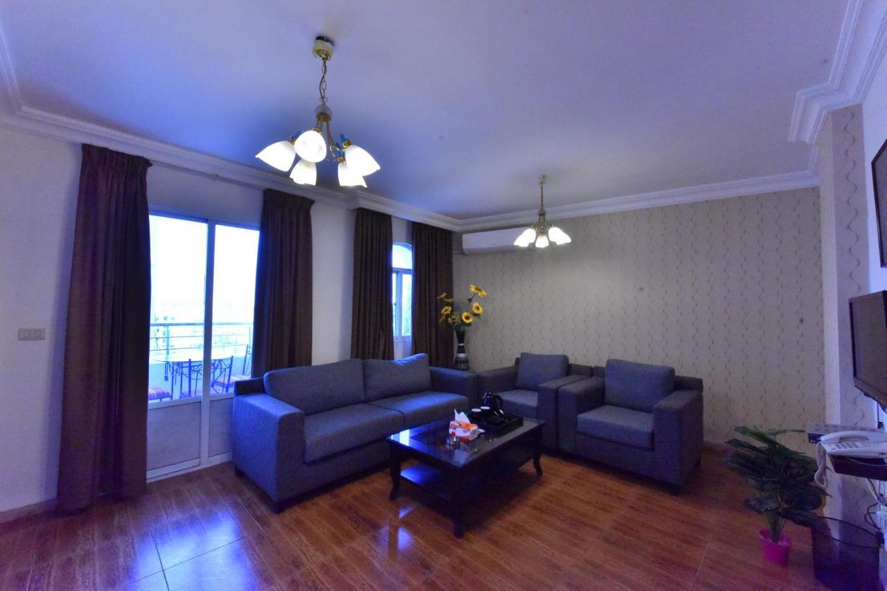 Al Farooq Hotel Apartments Ammán Exteriér fotografie